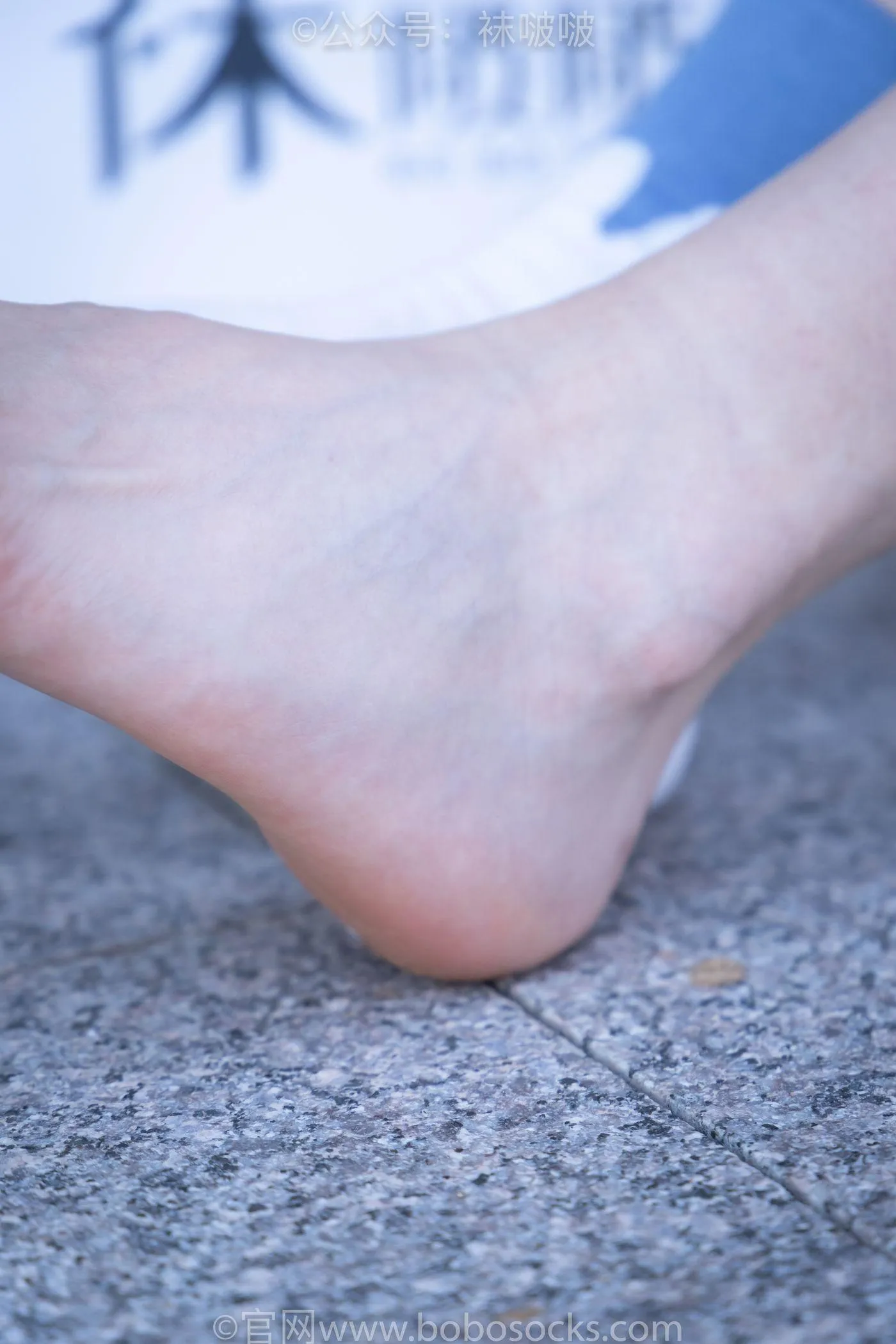[BoBoSocks袜啵啵]NO.028 小米-运动鞋、白棉袜、裸足 [133P]插图9